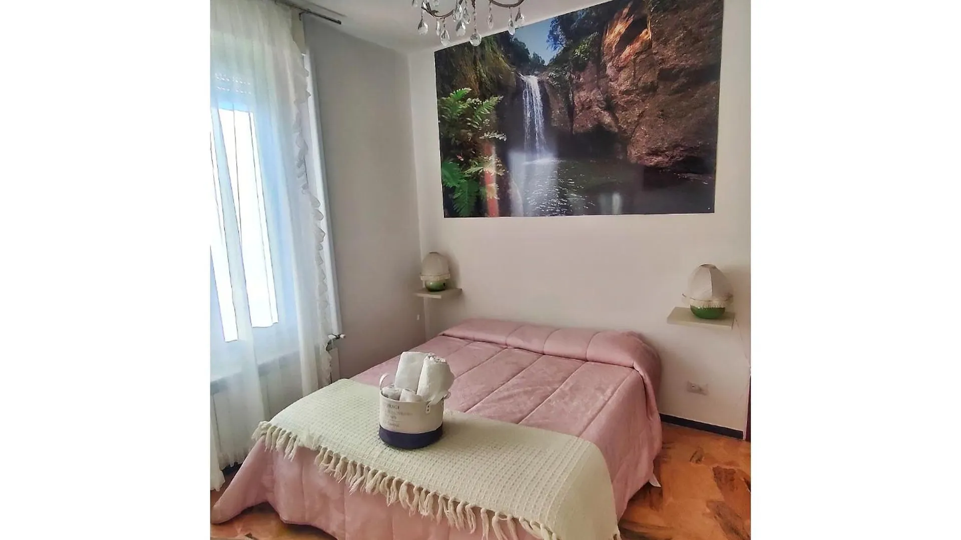 לינה וארוחת בוקר קיאברי B&B Petit Dejeuner